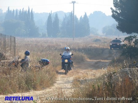 Maxi incendio a Villaggio Santa Rita. Forze impegnate da tutto il Salento