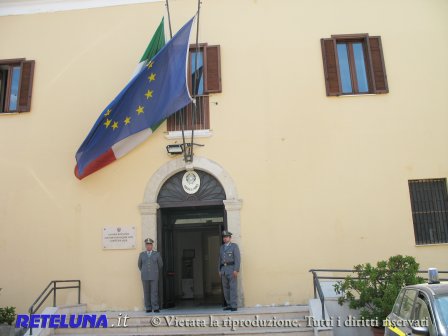 Arrivano tre ordinanze di arresto per i responsabili di un megastore di Cutrofiano