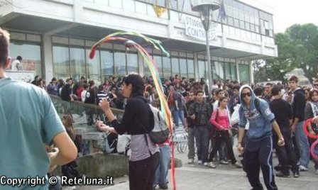 Hanno protestato oltre 7mila persone. Alta tensione  all'Ateneo di Lecce