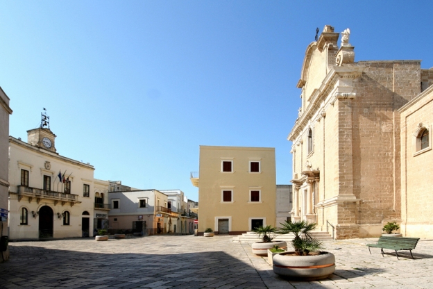 Novoli, furto nella casa di riposo