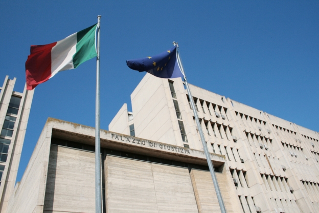 Rapin distributore di benzina nel dicembre 2003.