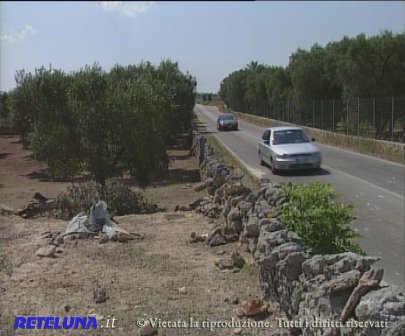 Fuori strada con l'auto a causa di un malore. Muore 70enne di Poggiardo