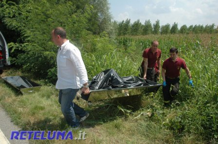 Elettricista perde il lavoro e si ubriaca. Va per le campagne e muore nella roggia