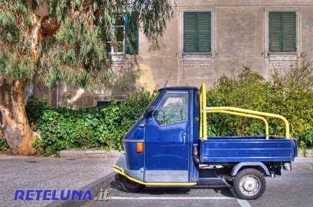 Auto contro Ape, incidente a Monteroni. Uomo ricoverato in prognosi riservata