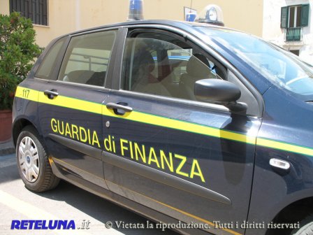 Eroina e metanfetamina da vendere. Arrestati due giovani universitari di 25 e 28 anni