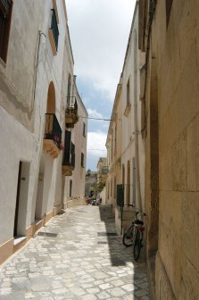 Controlli ai parcheggi di Otranto. Su 12 parcheggi solo uno è in regola