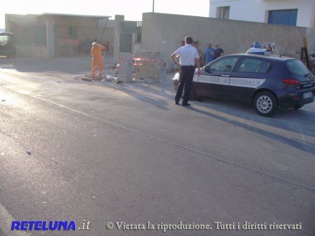 Perde il controllo dell'auto e muore. Esce fuori strada, fatale l'impatto frontale