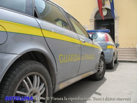 Tre società sequestrate e dieci persone denunciate nella provincia di Lecce