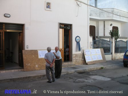 Muore folgorata mentre lava il pavimento di casa. Camminava a piedi scalzi